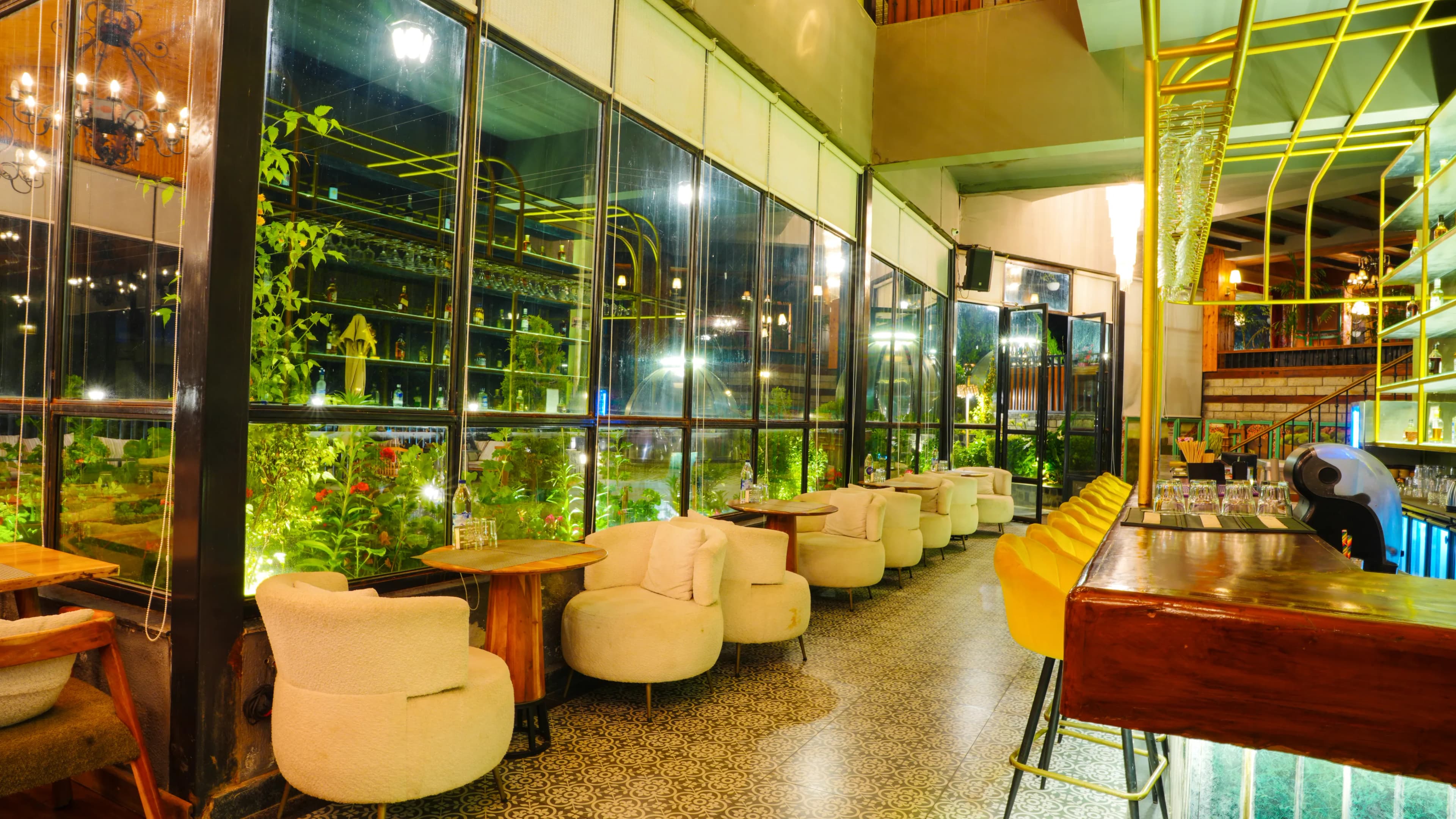 Bar